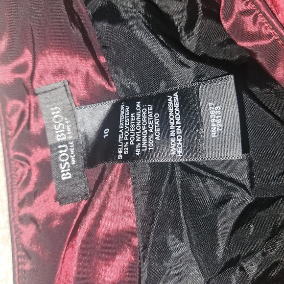 Bisou Bisou Red/Black Sheen Bubble style skirt 10 - Picture 3 of 3